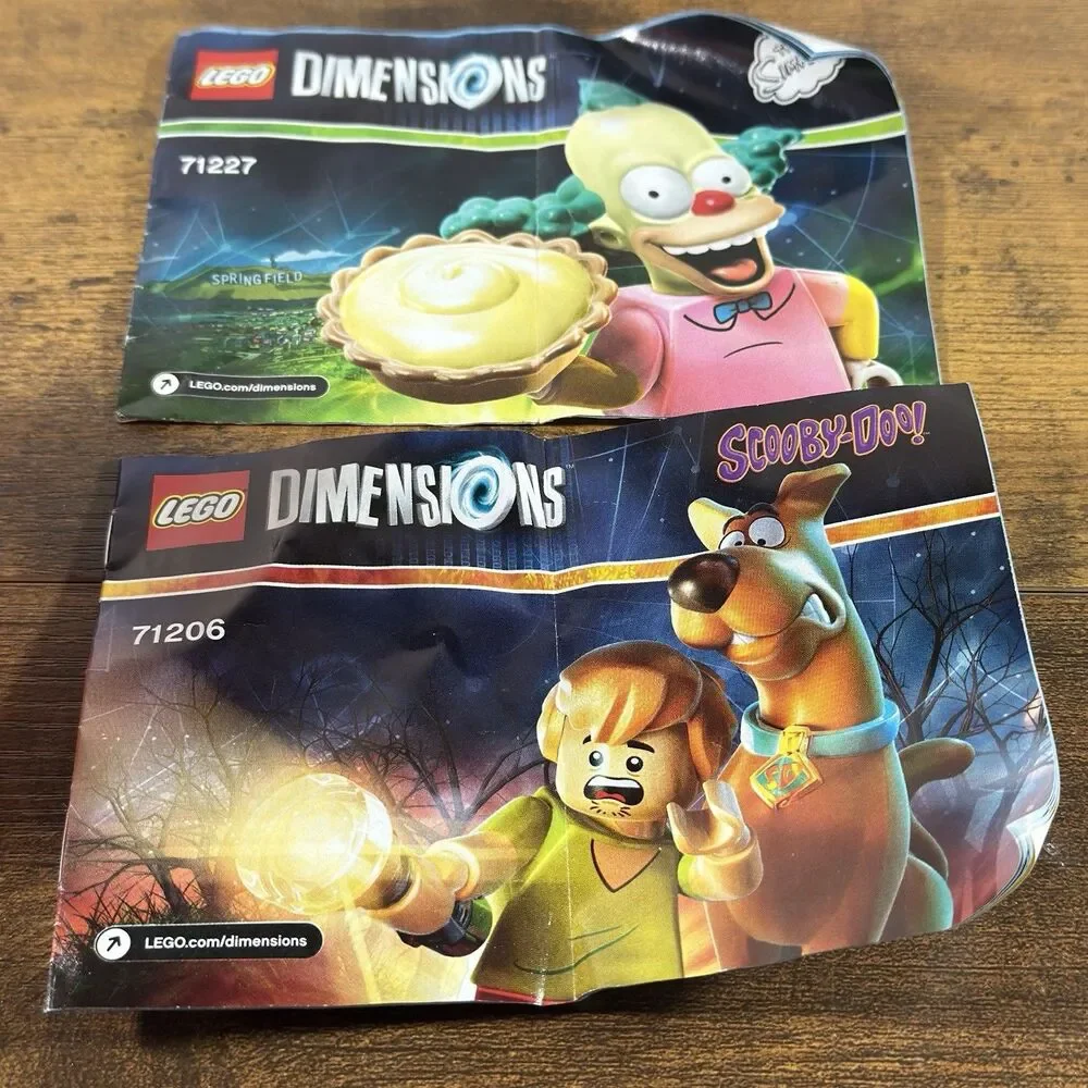 Lot Of 23 Pc. Lego Dimensions Character Tag Bases & 13 Manuals